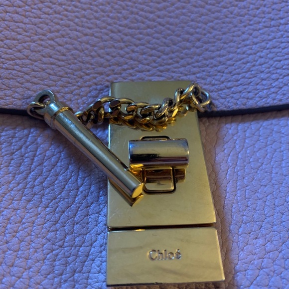 Chloé - Picture 5 of 6